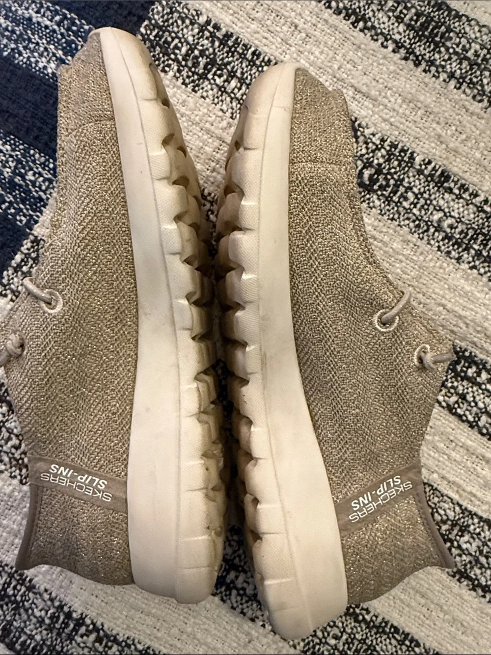Skechers GOwalk Slip-On gold Sneakers comfortable slipon walking athleisure sz 6